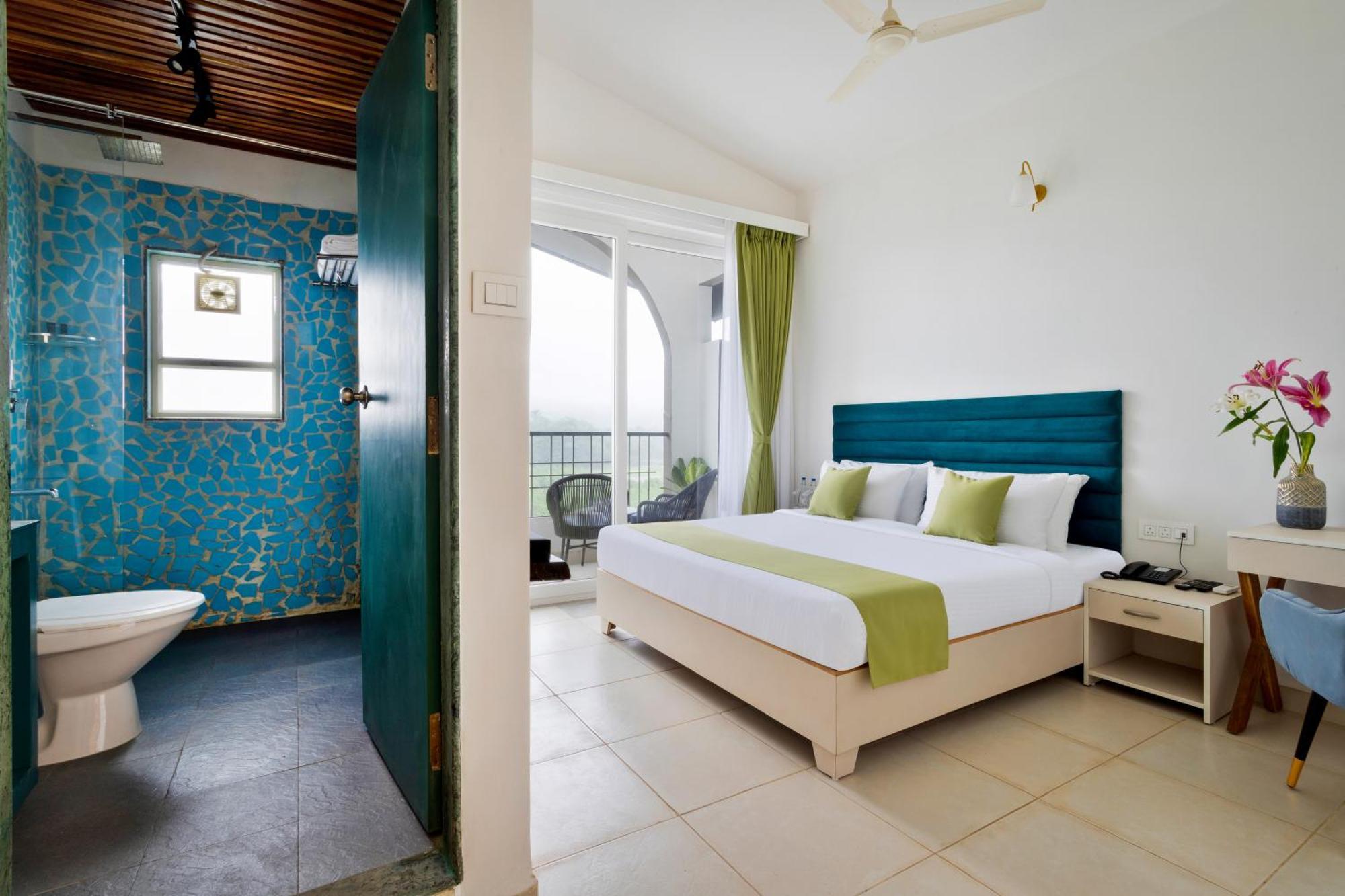 Stone Wood Hotel Amboli Amboli  Dış mekan fotoğraf