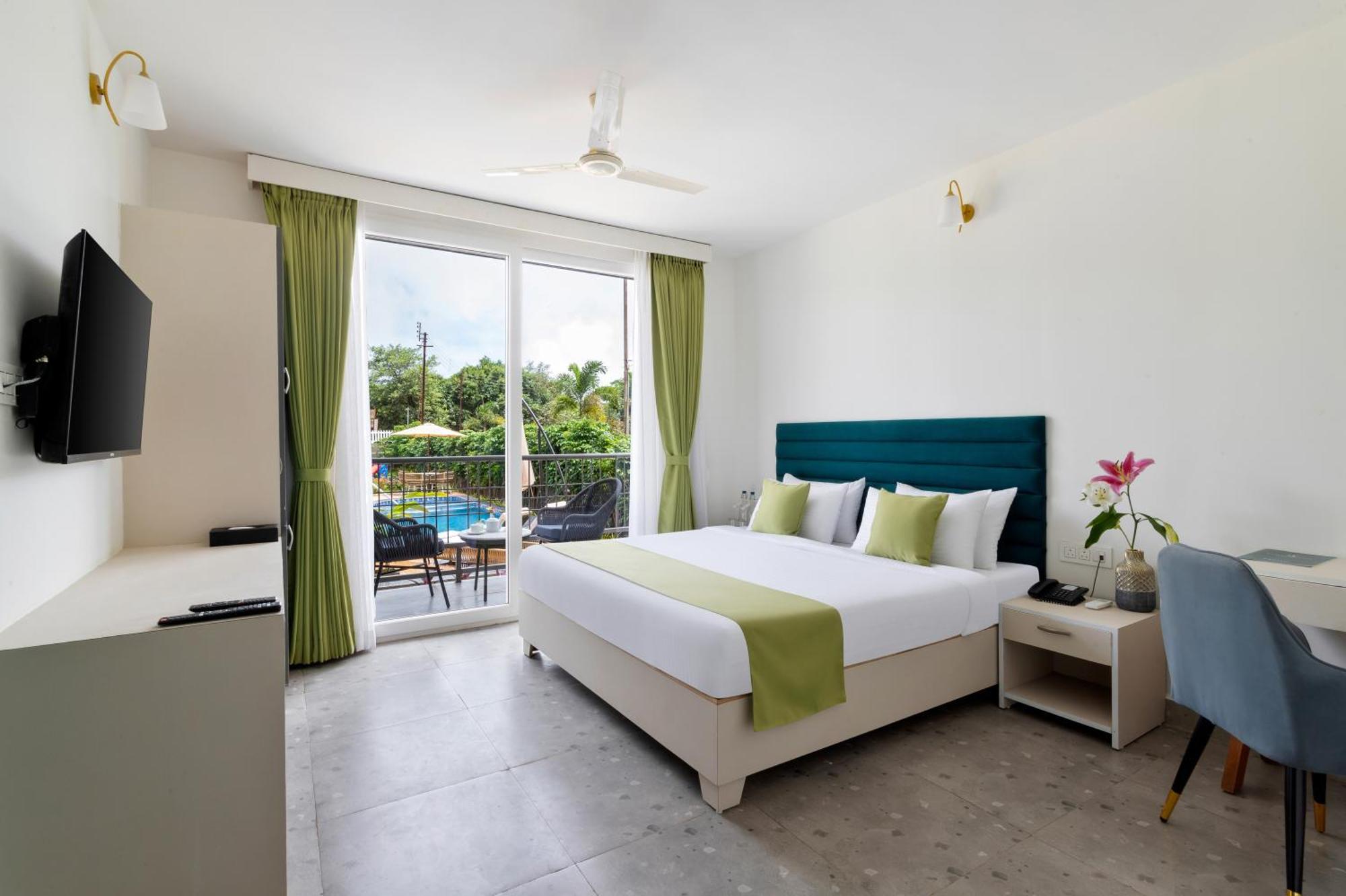 Stone Wood Hotel Amboli Amboli  Dış mekan fotoğraf