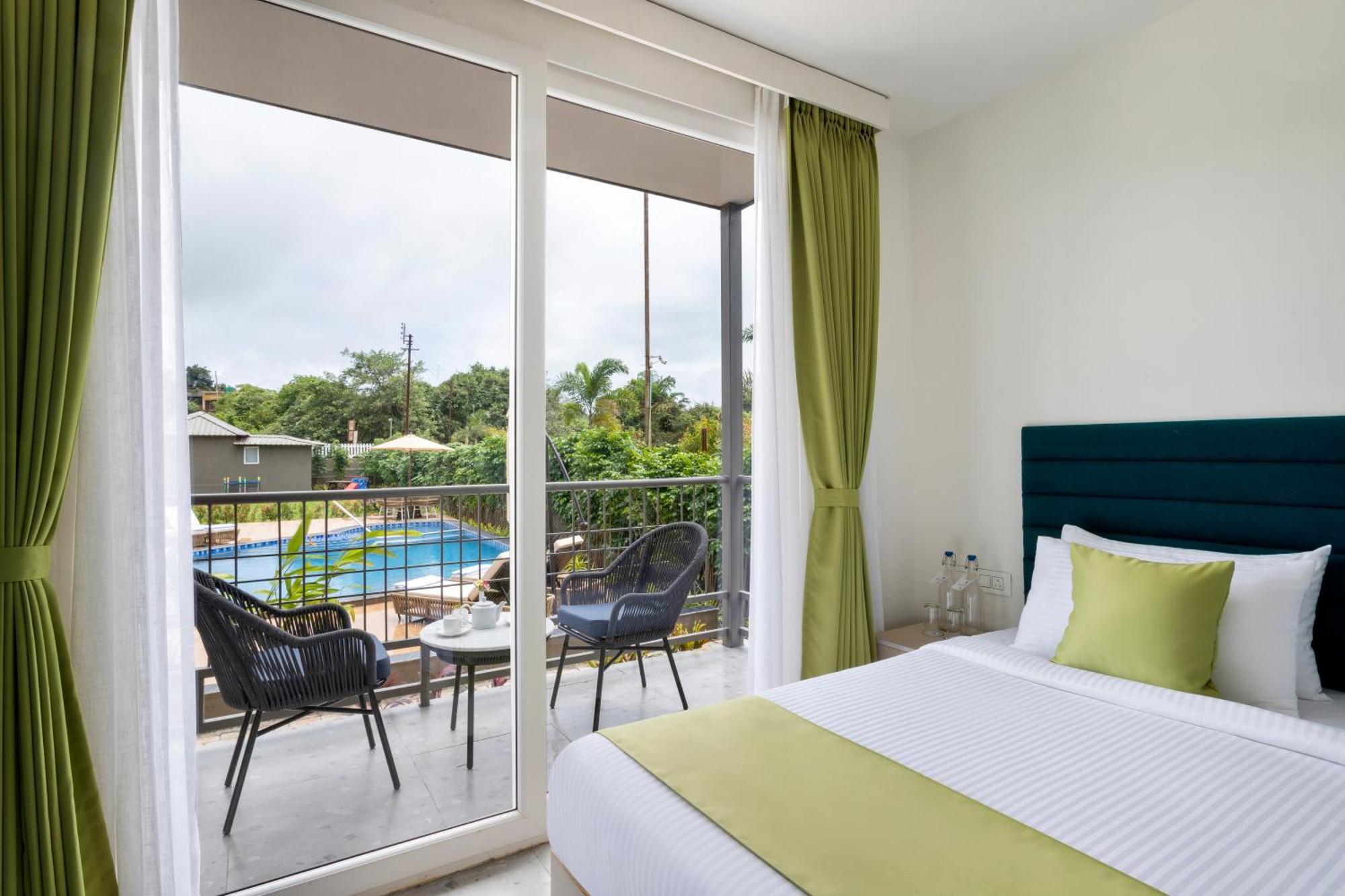 Stone Wood Hotel Amboli Amboli  Dış mekan fotoğraf
