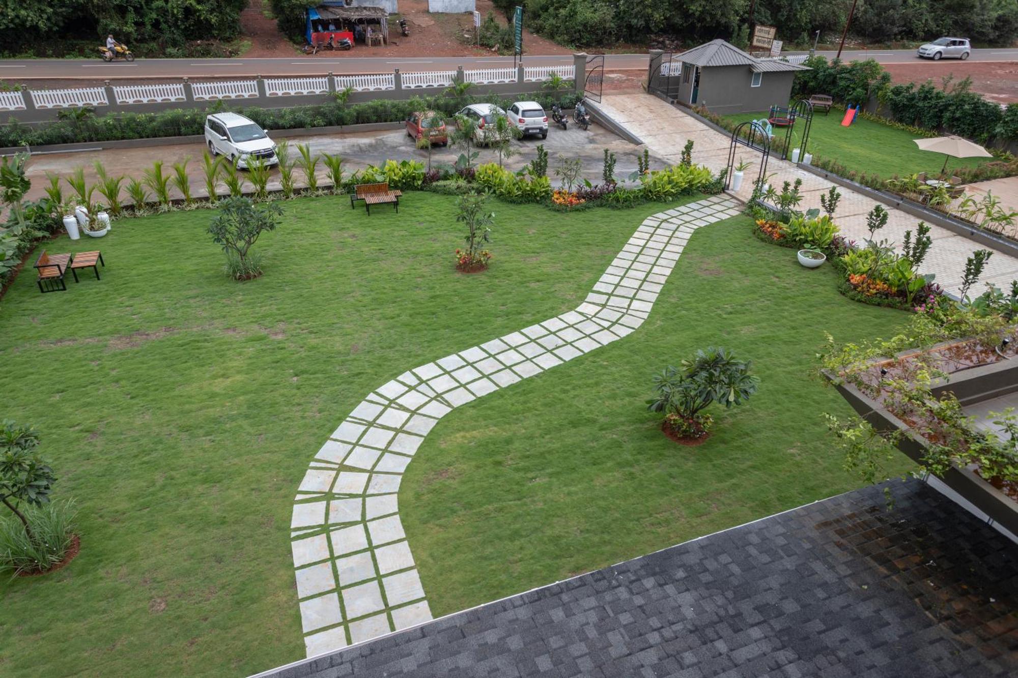 Stone Wood Hotel Amboli Amboli  Dış mekan fotoğraf