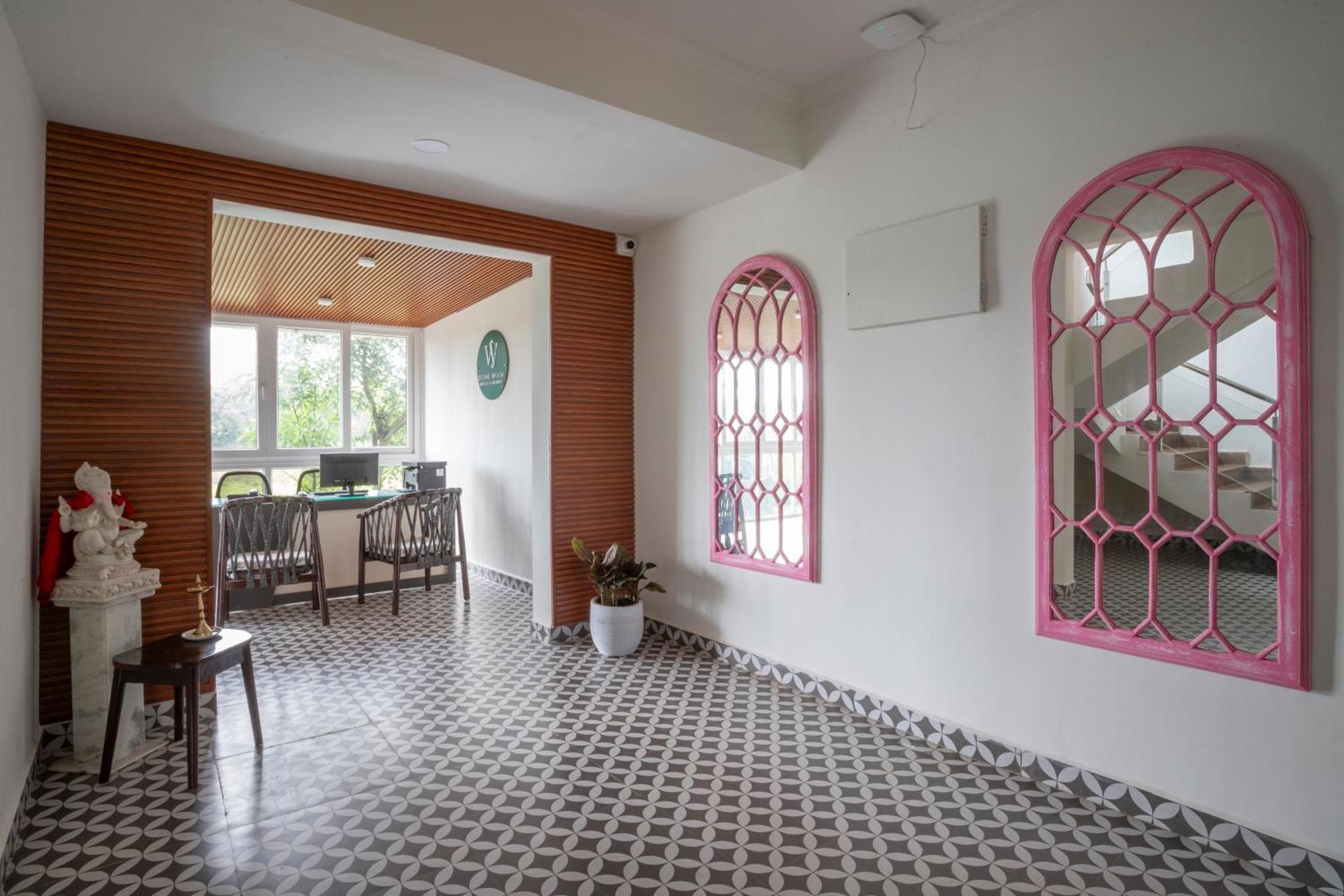 Stone Wood Hotel Amboli Amboli  Dış mekan fotoğraf